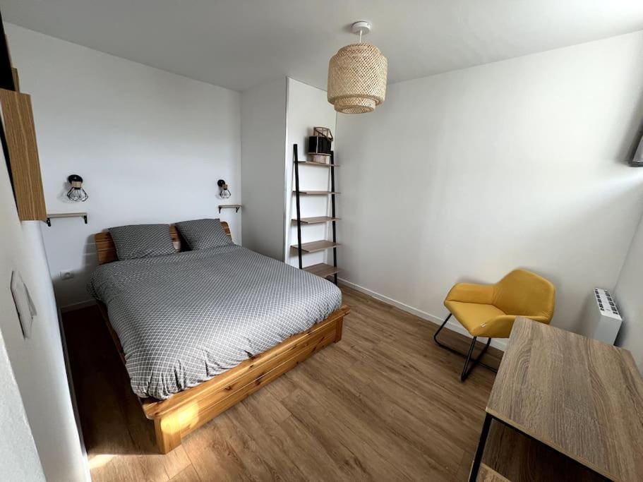 Appartement Avec Belle Vue Ouzouer-Sur-Trezee Exterior foto